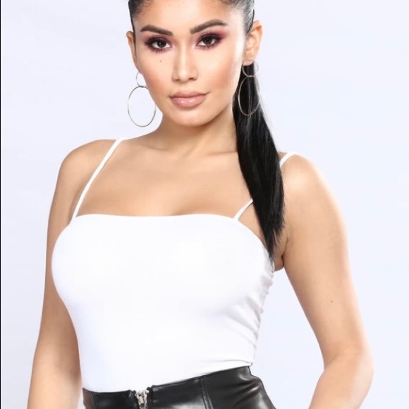 FashionNova White ‘Straight To It Bodysuit’ (L) - Picture 2 of 3